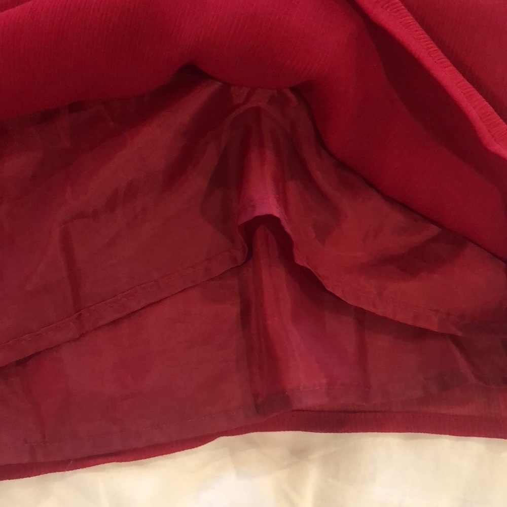 The Limited lines red flower tank size small - Picture 6 of 6